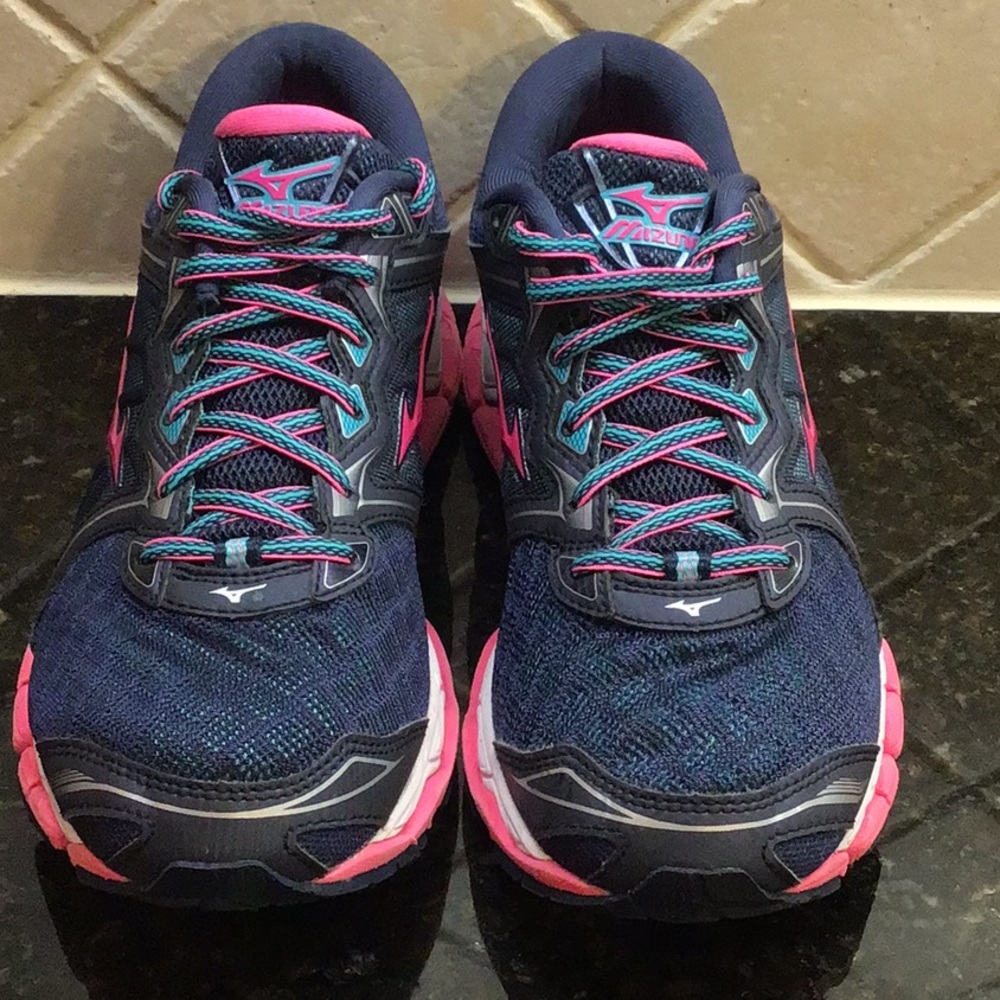 Mizuno Wave Sky